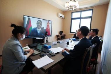 Hunan officials pay courtesy call to Malawian ambassador, H. E. Allan Chintedza