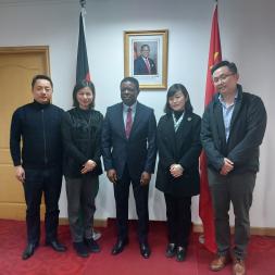 Hunan Officials Pay a Courtesy Call on His Excellency Allan Joseph Chintedza